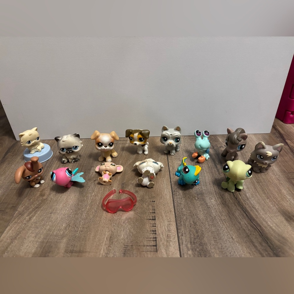 Littlest Pet Shop Lot of 14 LPS